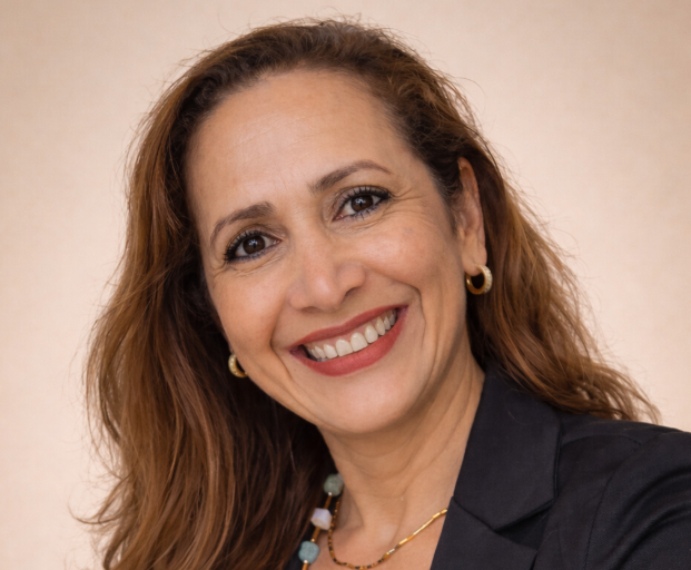Dra. Maria Eugênia Escobar